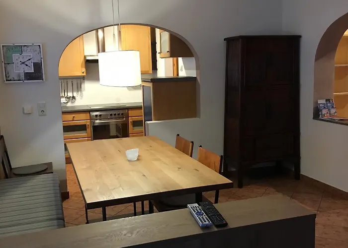 Fuchsbau アパート ノイシュティフト・イム・シュトゥーバイタール